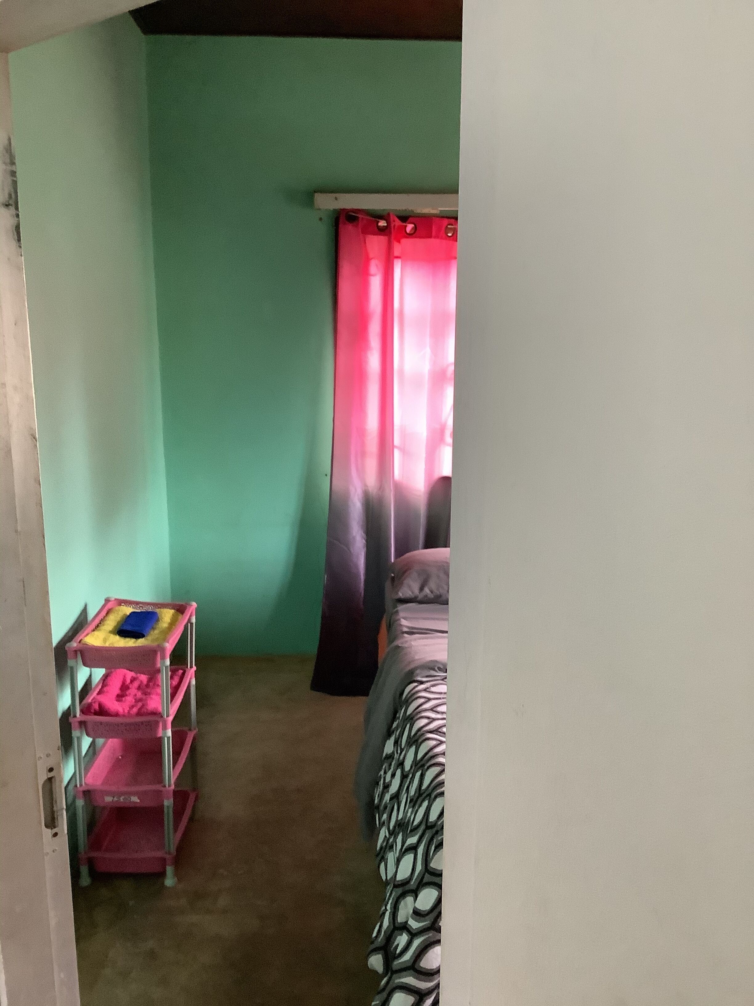 2 bedrooms, bed sheets
