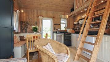 Cottage | Living area