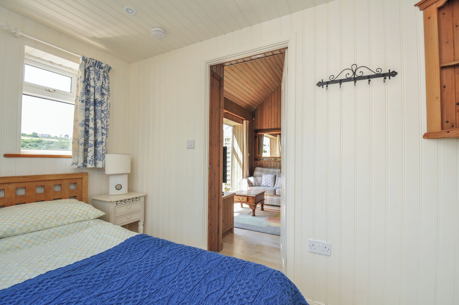 Cottage | 2 bedrooms, free WiFi, individually decorated, individually furnished