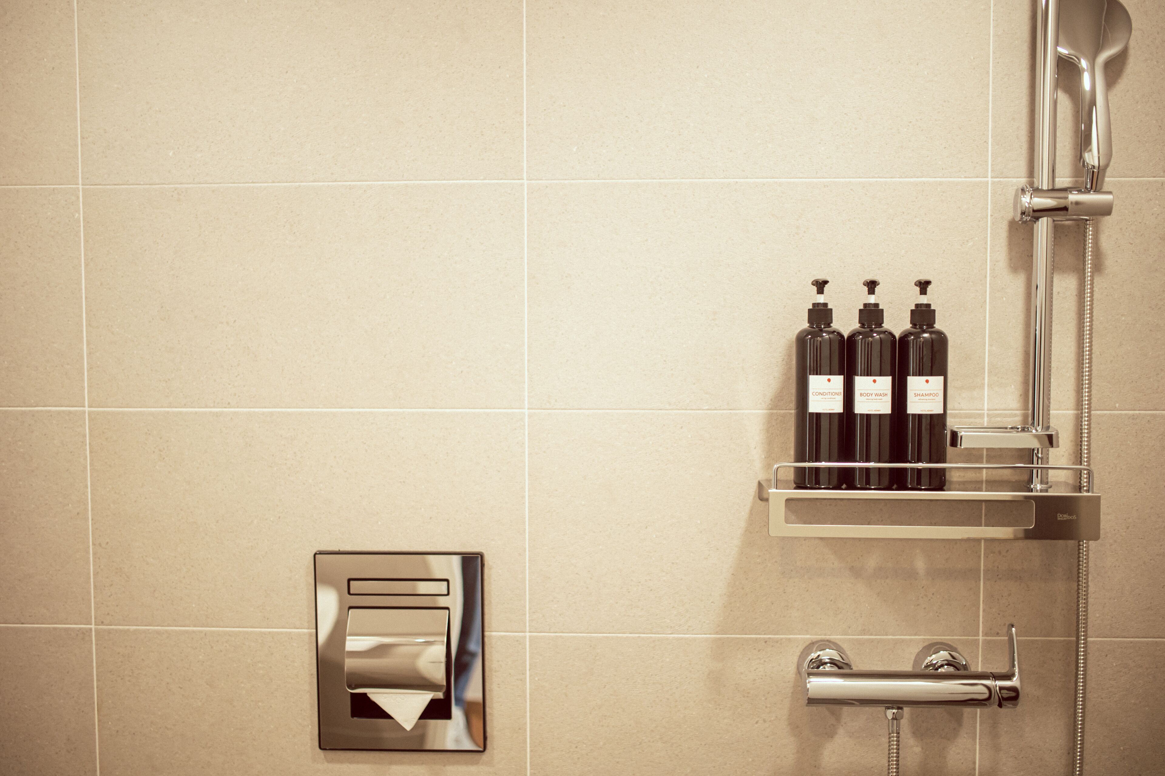 shower, free toiletries, hair dryer, slippers