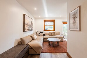 TV, fireplace - Mountainside Luxury Condo with Free Shuttle, Across from Park City Golf Course! (Park City)