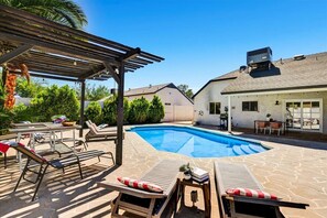 Beheizter Pool