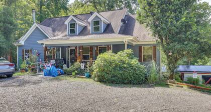 Georgia Home w/ 2 Fire Pits & Creek Access!