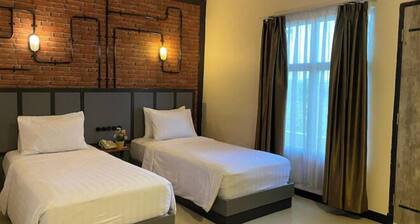 Bukit Indah Lestari Hotel