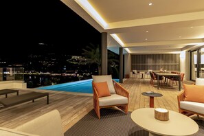 A heated pool - Villa Privilege | Water View - Located in  Tropical Gustavia with Private Pool (Gustavia)