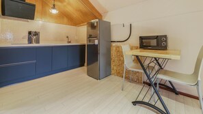 Basic Room, 1 Bedroom (Glamping D)