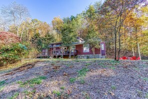 Casa, varias camas (Duck Pond Mancave #1439) | Exterior