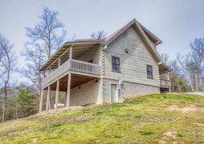 House, 2 Queen Beds (Evening Shade #129) | Exterior - Evening Shade #129 (Sevierville)