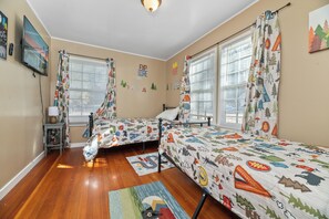 4 habitaciones, wifi gratis y ropa de cama 