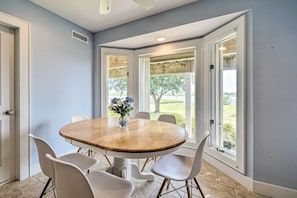 Dining - Waterfront Hampstead Home: Dock & Waterway Access! (Hampstead)
