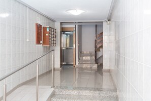 Interior - Beautiful Apartment "Tmnel3-5" Near the Beach with A/C & Terrace (Torrevieja)