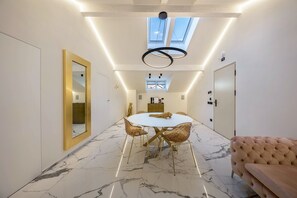 Interior - Apartment 'App 301 Palazzo Cavour' with Mountain View, Wi-Fi and Air Conditioning (Bolzano)