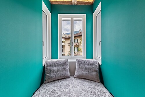 Apartment 'App 205 Palazzo Cavour' with Mountain View, Wi-Fi and Air Conditioning