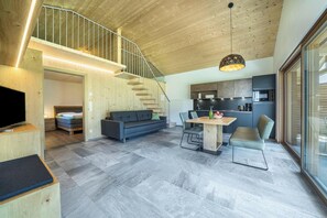 TV, table tennis - Chalet "Pixnerhof Bonita" with Terrace, Garden & Wi-Fi (Kastelbell-Tschars)