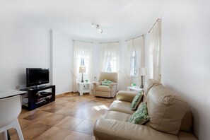 TV, DVD player, stereo