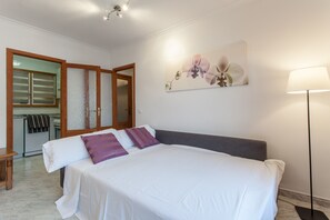 2 bedrooms, iron/ironing board, free WiFi, bed sheets - Vacation Home "Obelisc-5" Apartment Close to the Beach (Can Picafort)