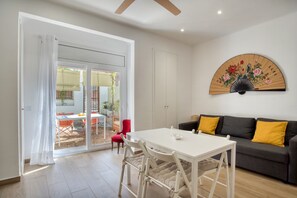 Interior - Apartment Old Side Platja d'Aro with Wi-Fi, Terrace & Garden (Platja d'Aro (Girona))