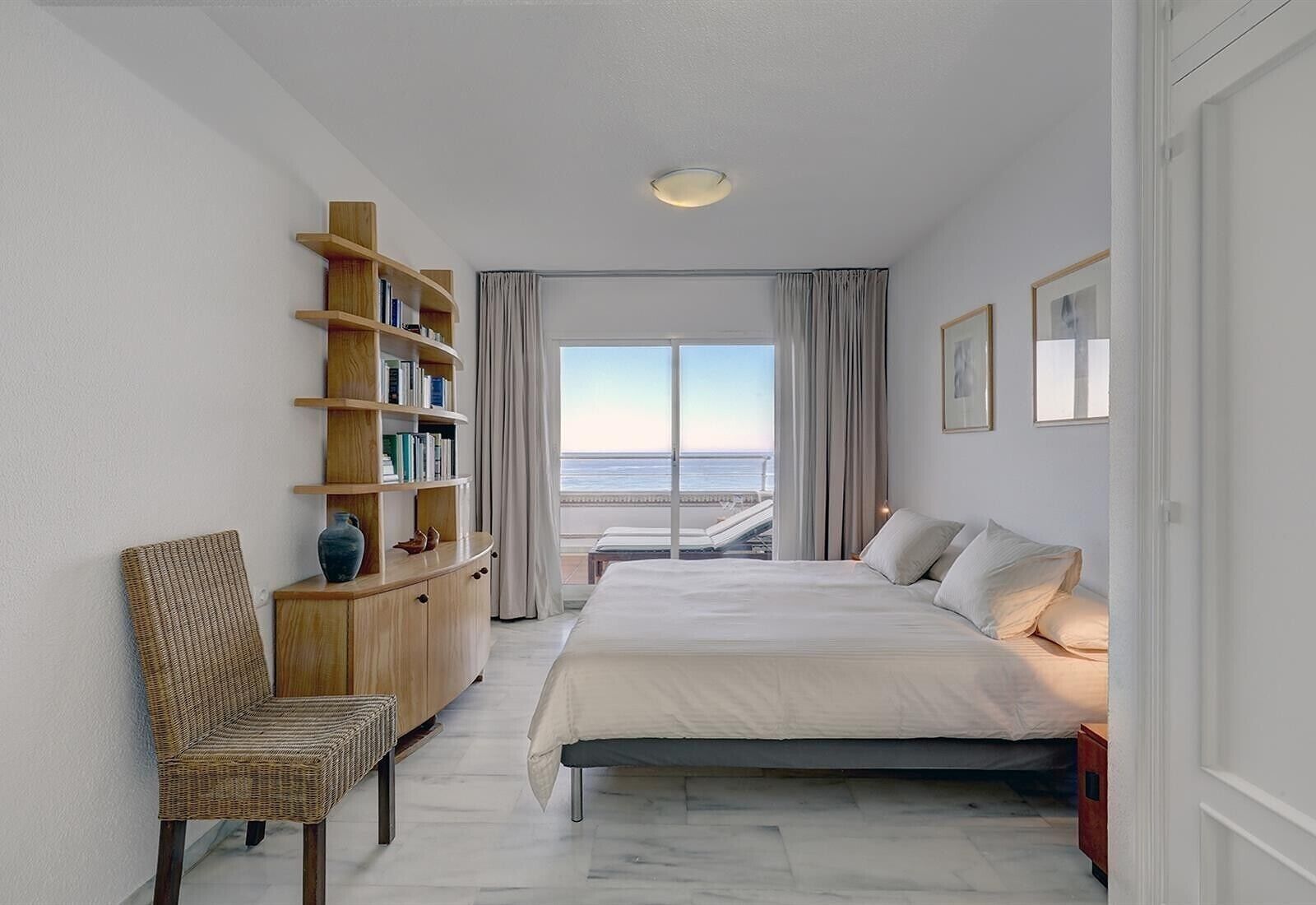 2 habitaciones, tabla de planchar con plancha y wifi gratis 