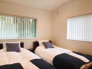 Casa familiar, no fumadores | 3 dormitorios, tabla de planchar con plancha, cunas gratuitas