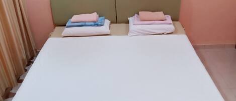 Kamer, privébadkamer | Gratis wifi, beddengoed