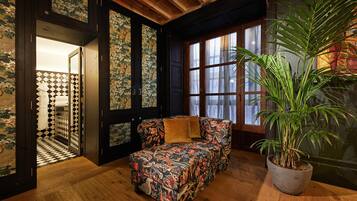 Suite | 1 habitación, sábanas de algodón egipcio y ropa de cama de alta calidad