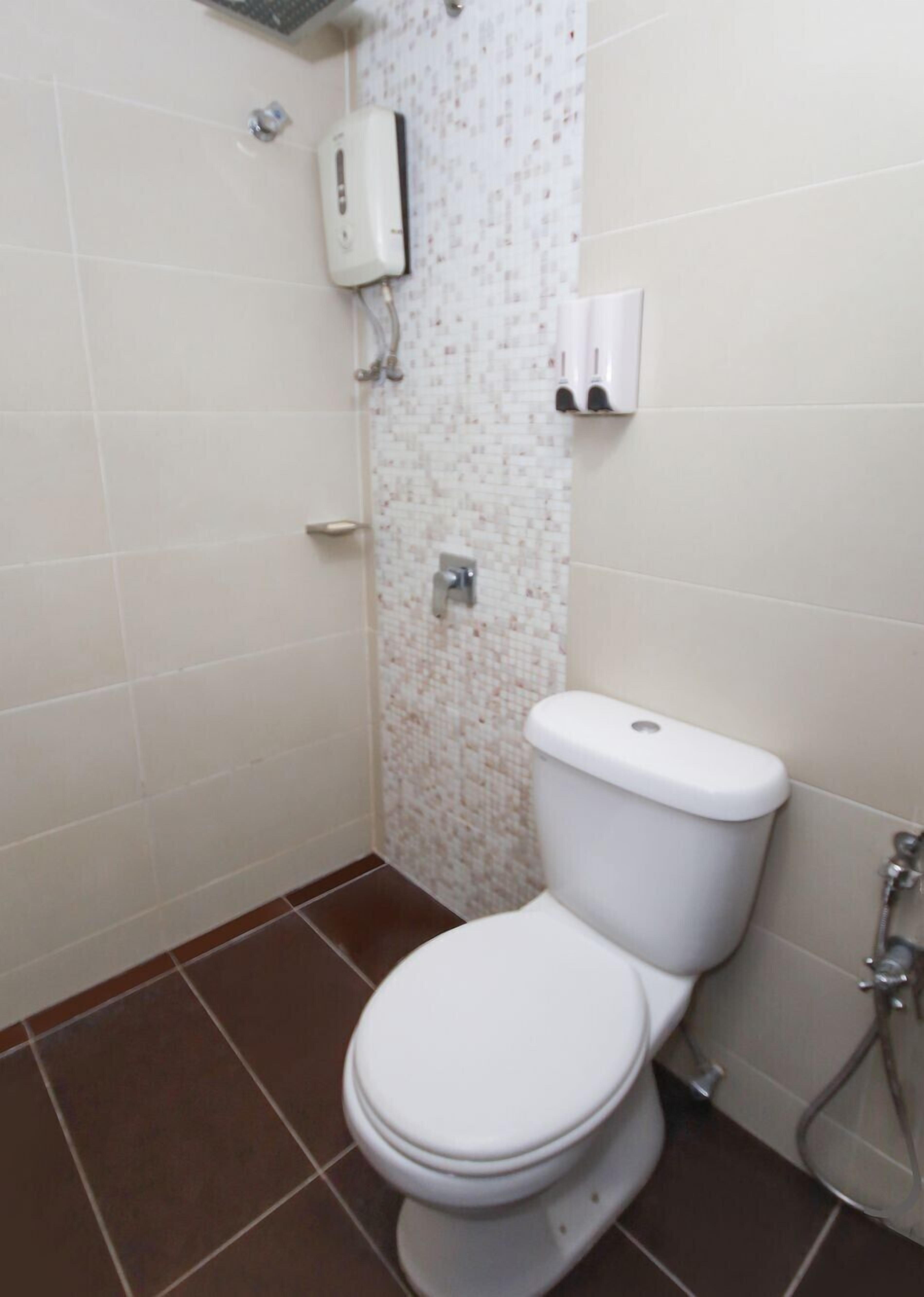 Photo - Super OYO 90345 Tm Hotel