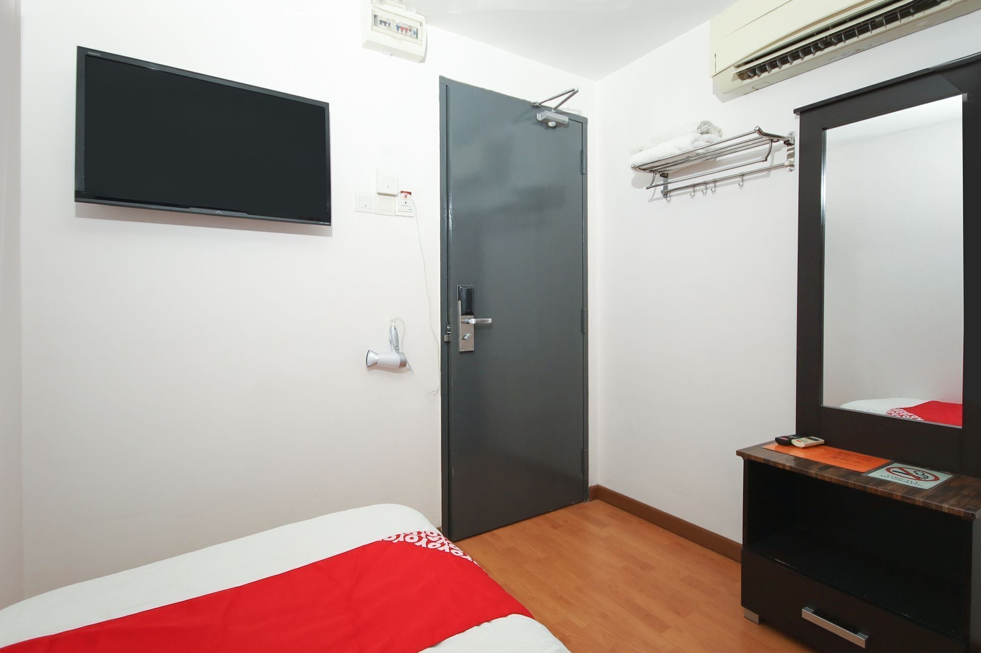 Photo - Super OYO 90345 Tm Hotel