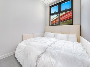 3 bedrooms, free WiFi - Chuncheon Cielo Kids Pool Villa (Chuncheon)