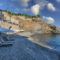 Private beach, free beach cabanas, sun-loungers, beach umbrellas