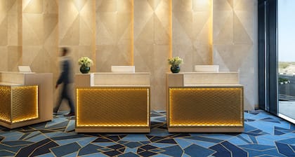 Maani Muscat Hotel & Suites