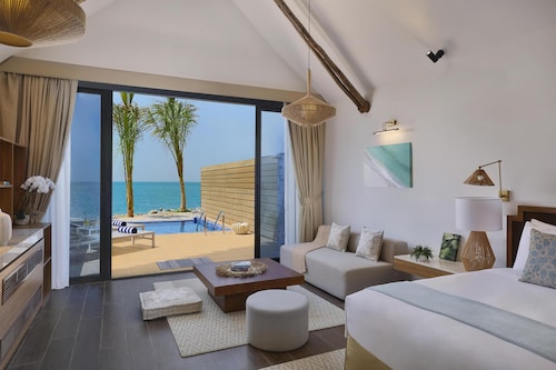 Anantara World Islands Dubai Resort