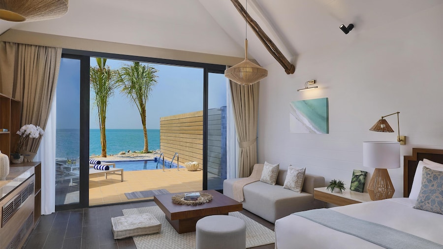 Anantara World Islands Dubai Resort