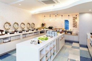 Daily buffet breakfast for a fee - Rembrandt Style Naha (Naha)