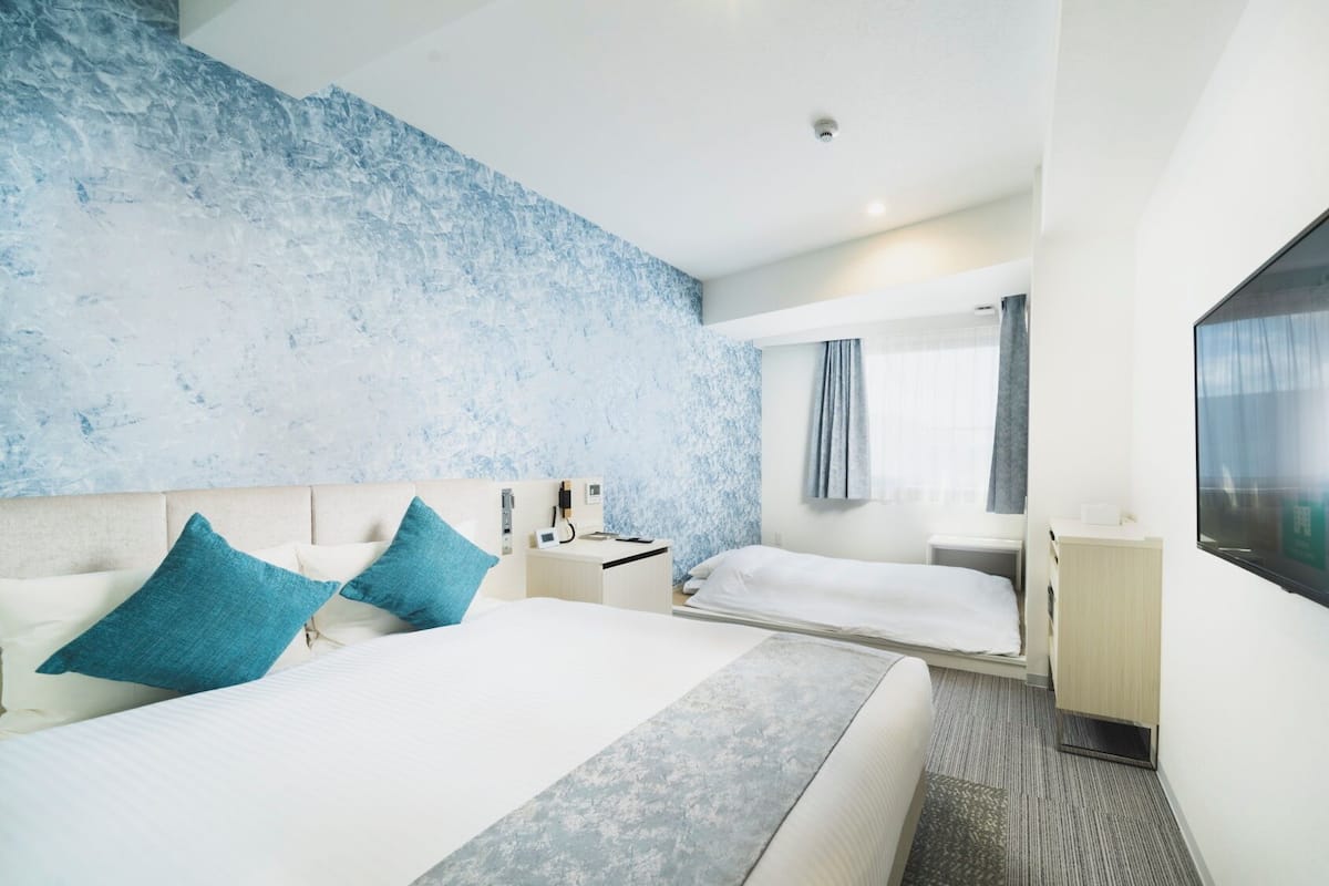 In-room safe, desk, soundproofing, free WiFi