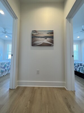 8 dormitorios, tabla de planchar con plancha, wifi y ropa de cama