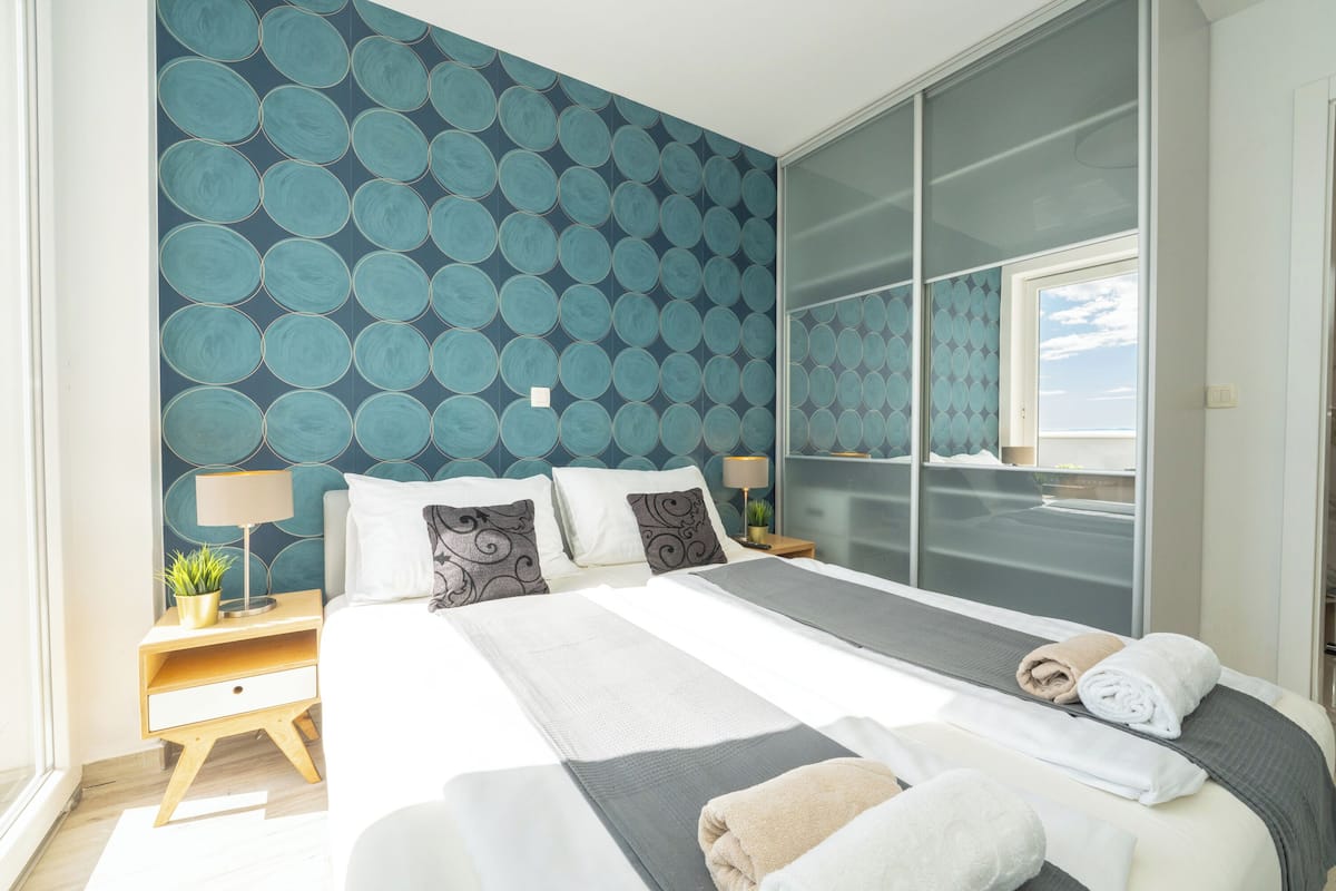 Villa Deluxe, 4 chambres, vue mer | 4 chambres, coffres-forts dans les chambres, fer et planche à repasser