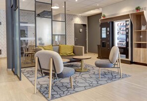 Sala de estar en el lobby