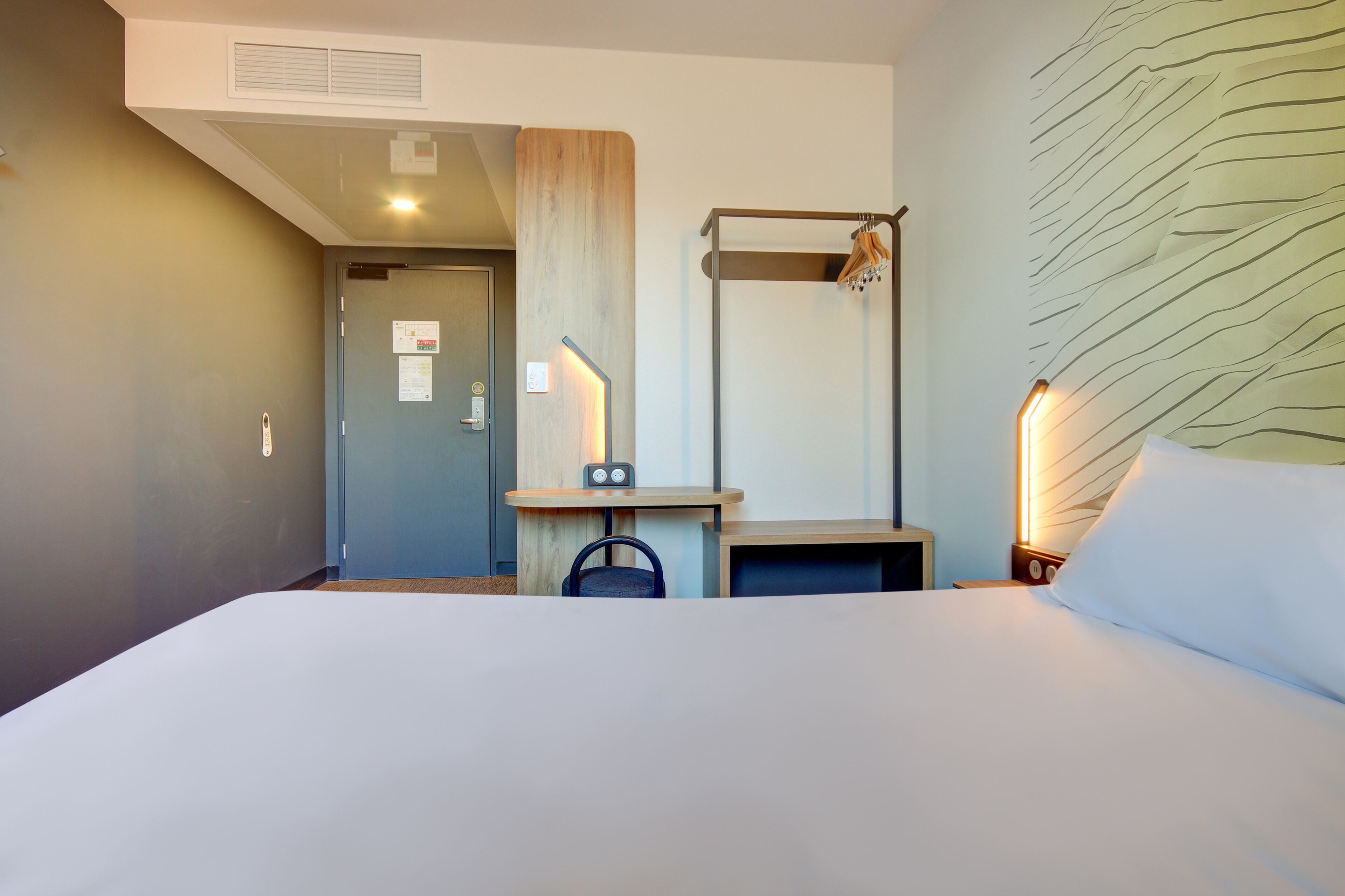 1 bedroom, desk, blackout curtains, free wifi