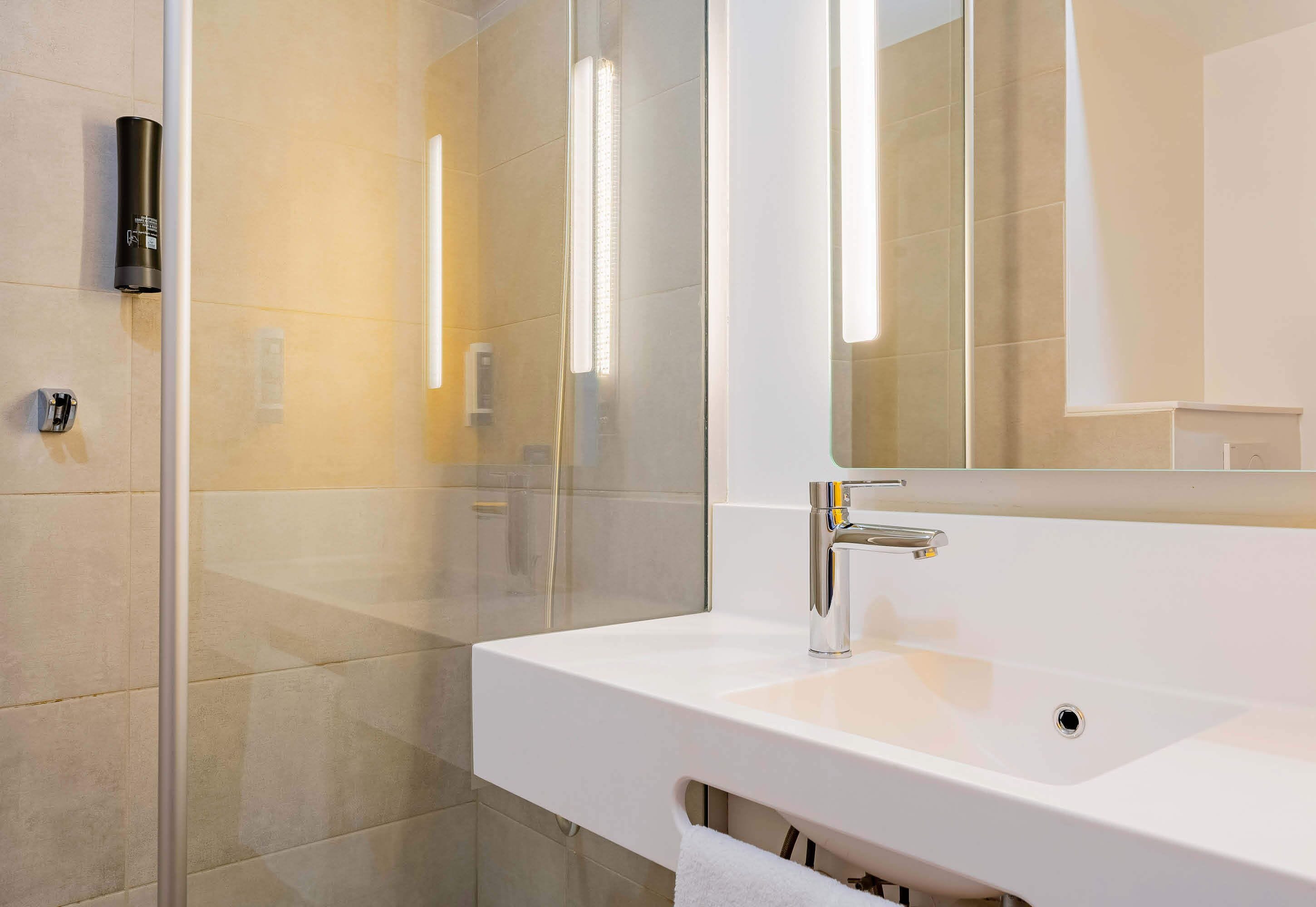 shower, towels, soap, shampoo