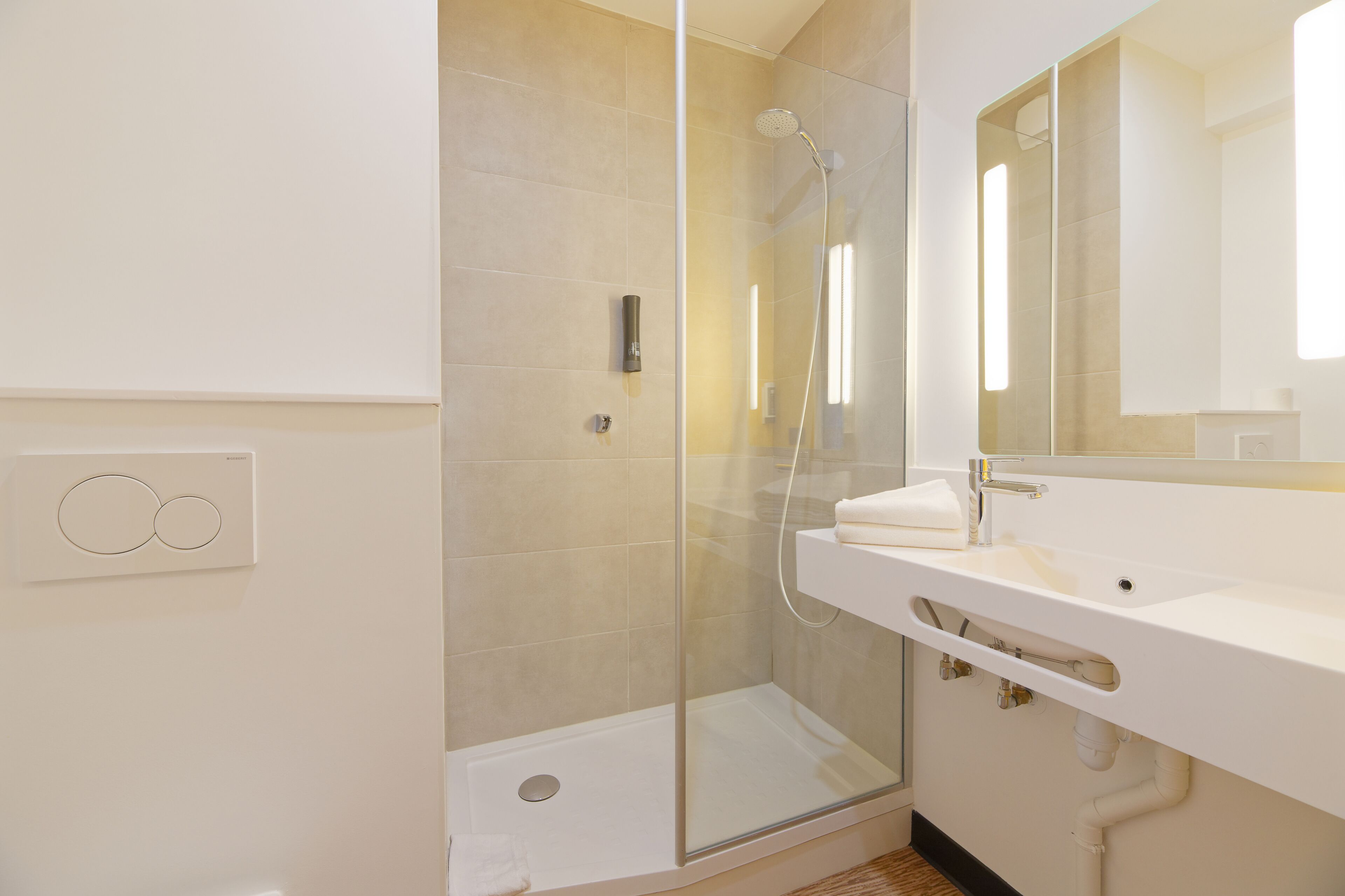 shower, towels, soap, shampoo