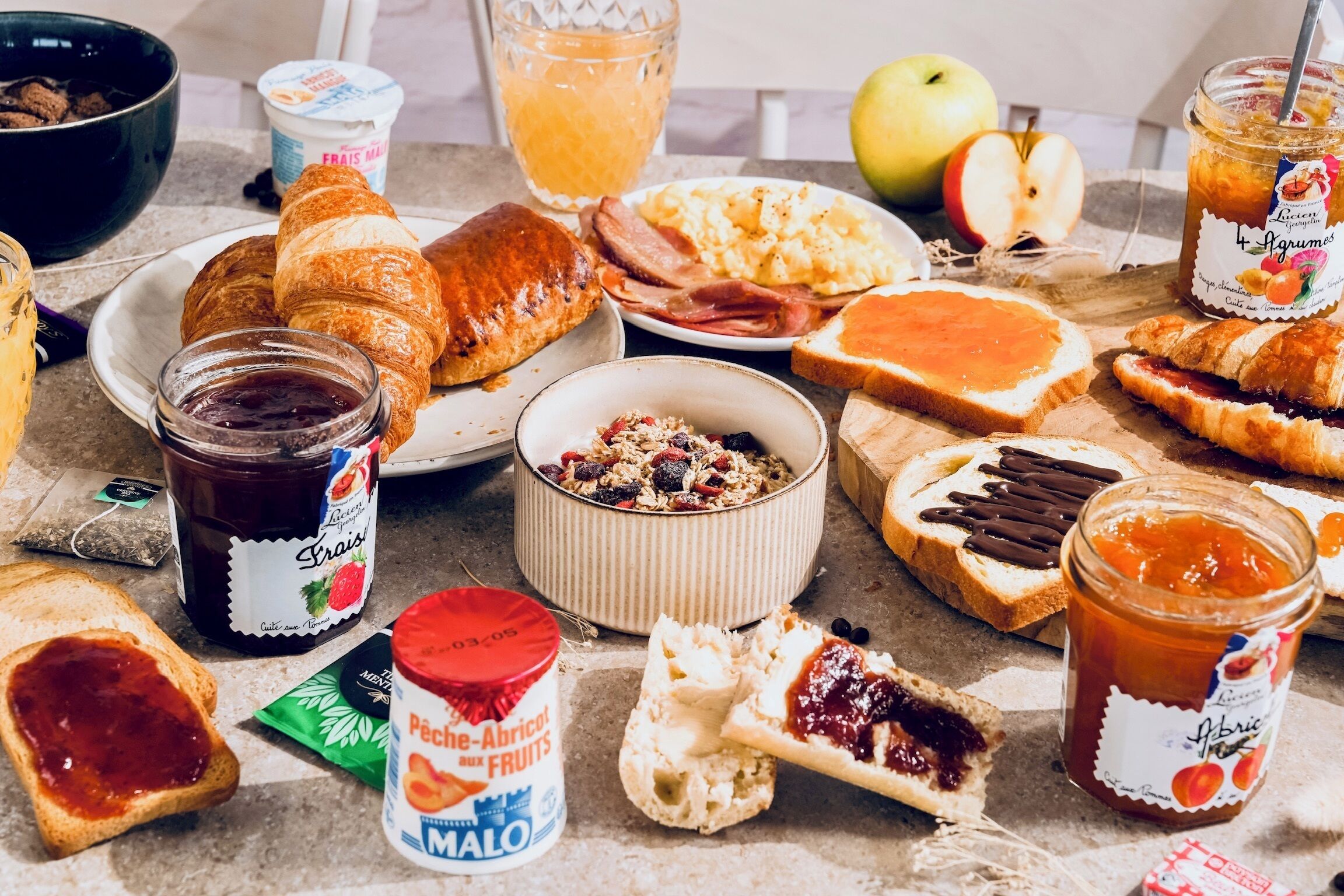 Desayuno estilo bufé