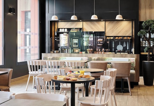 B&B HOTEL Bois D'Arcy Saint Quentin en Yvelines