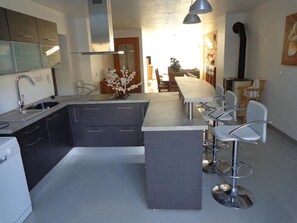 Kühlschrank, Mikrowelle