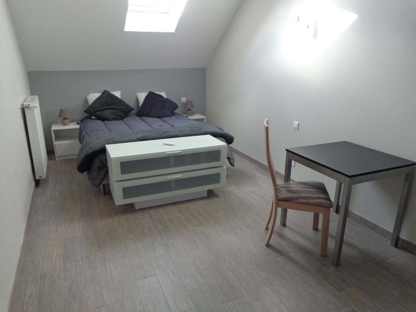 3 habitaciones y ropa de cama 