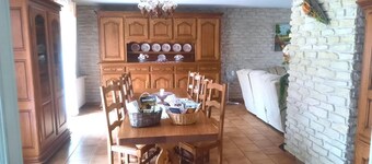 Charmant ET Sans Chichis