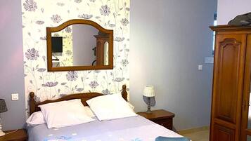 2 chambres, accès Internet, draps fournis