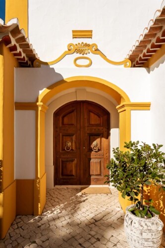 Writer's Cottage    Luxury Home Inspiration