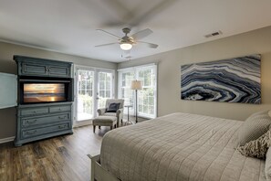 2 bedrooms, desk, iron/ironing board, free WiFi