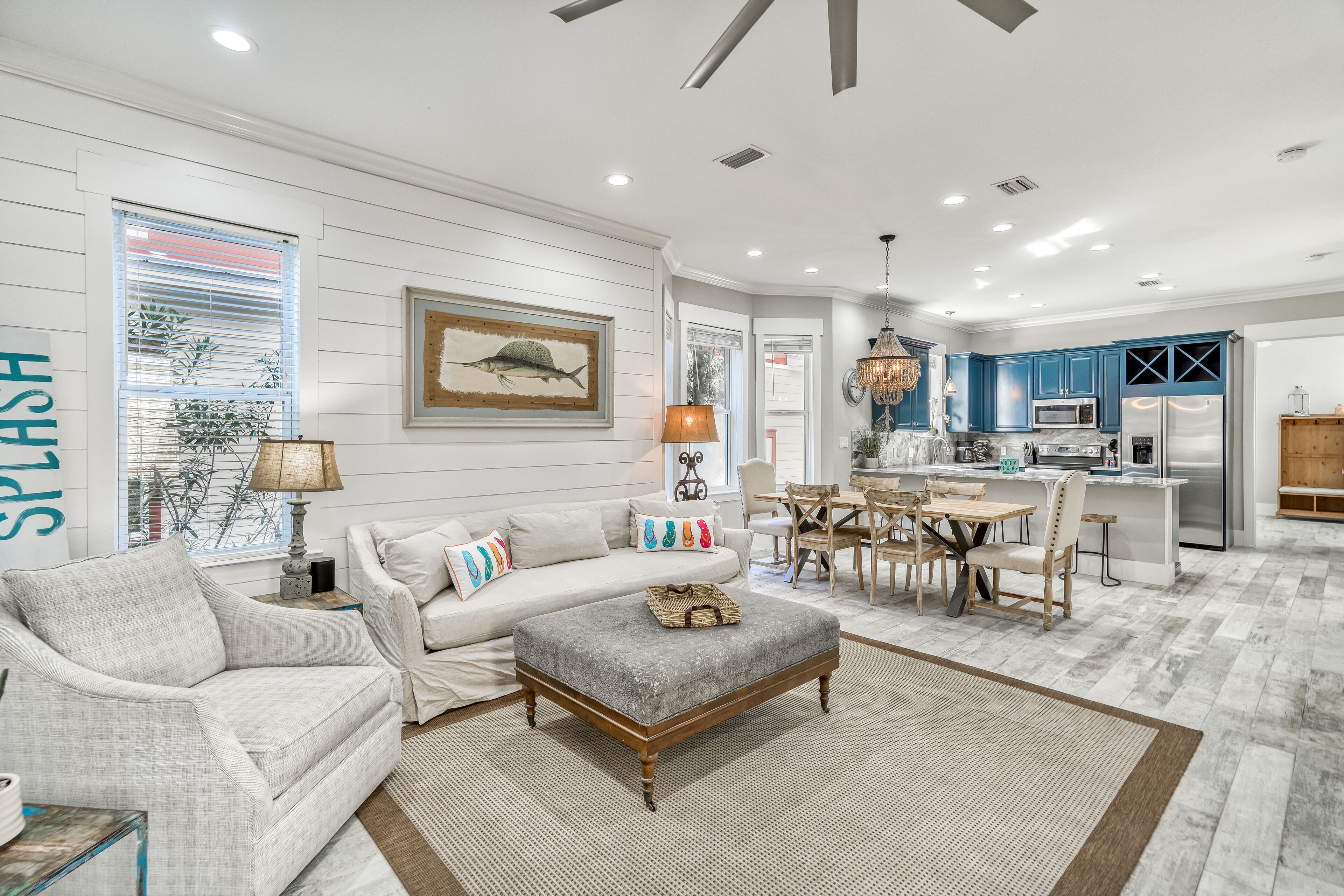$600+ FREE Activities / All Decked Out / Multiple Porches & Balconies / Lagoon Pool / 4 Bikes