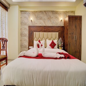 Standard Non Ac Room | Free WiFi, bed sheets - Hotel Samaira Residency (Kalyan)